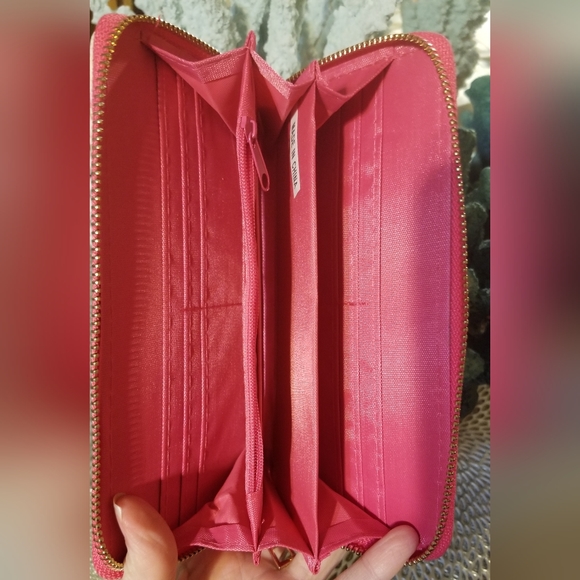 SOLD - Picture 4 of 6